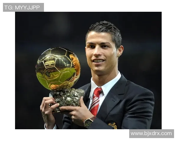 近二十五年百大足球球星回顾与评价 时代巨星的崛起与辉煌之路